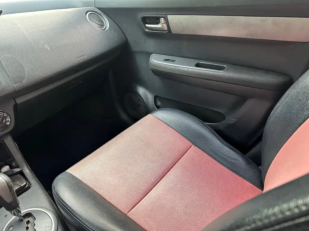 Suzuki Swift 1.5L Auto Standard Edition, фото 9