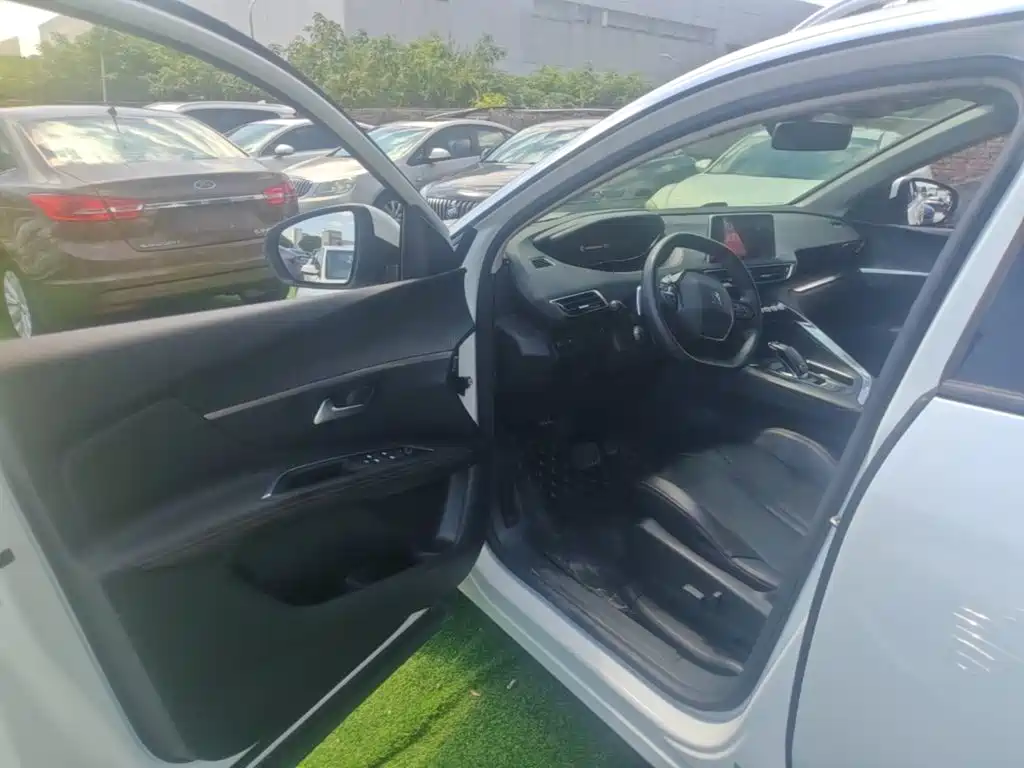 Peugeot 4008 — миниатюра 16