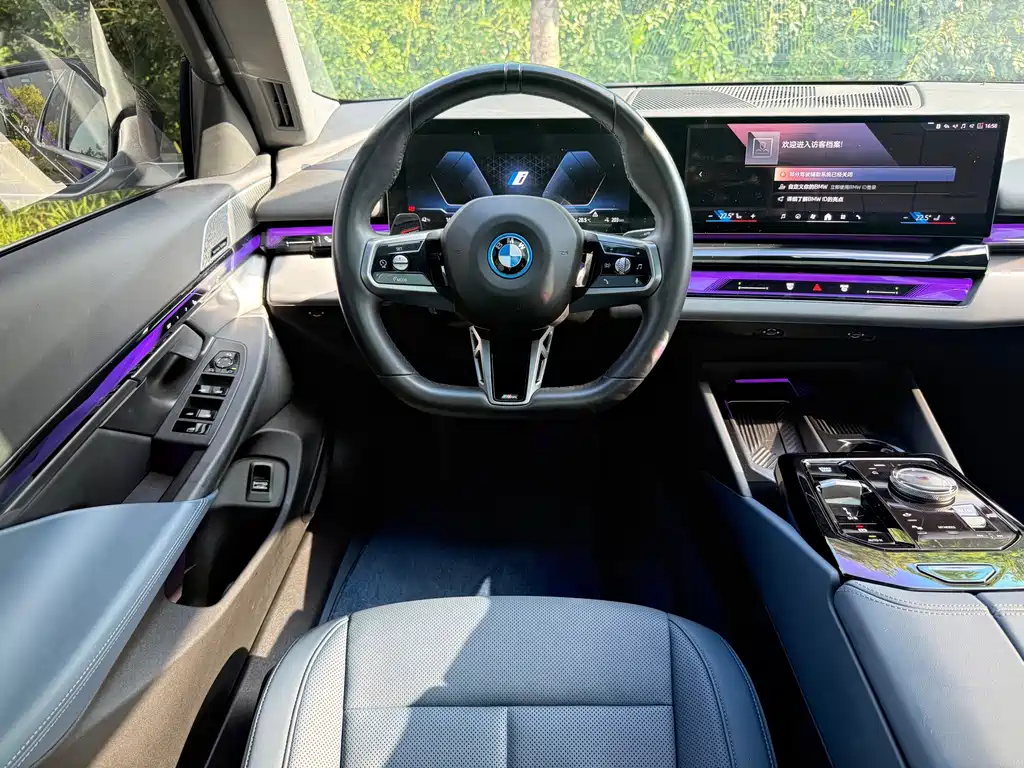 BMW i5 — миниатюра 17