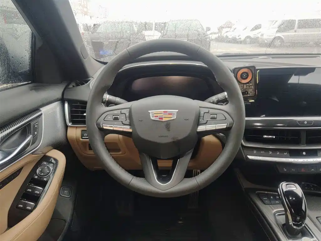 Cadillac CT5 2023 28T Luxury