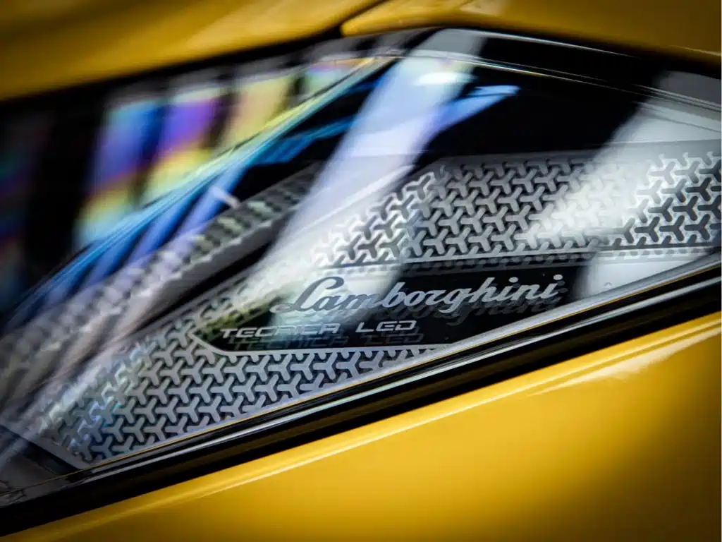 Lamborghini Urus — миниатюра 13