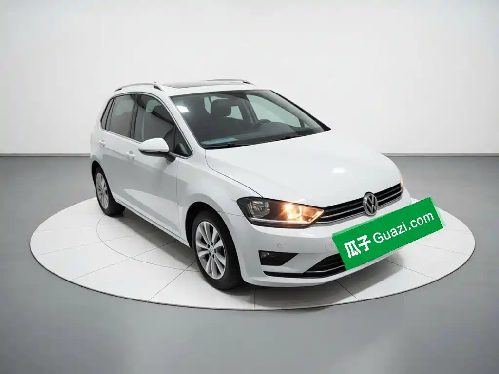 Volkswagen Golf Sportsvan — миниатюра 24