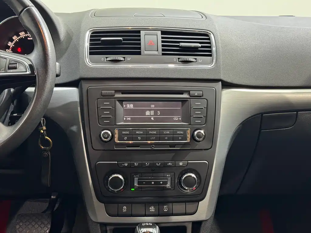 Skoda Yeti — миниатюра 15