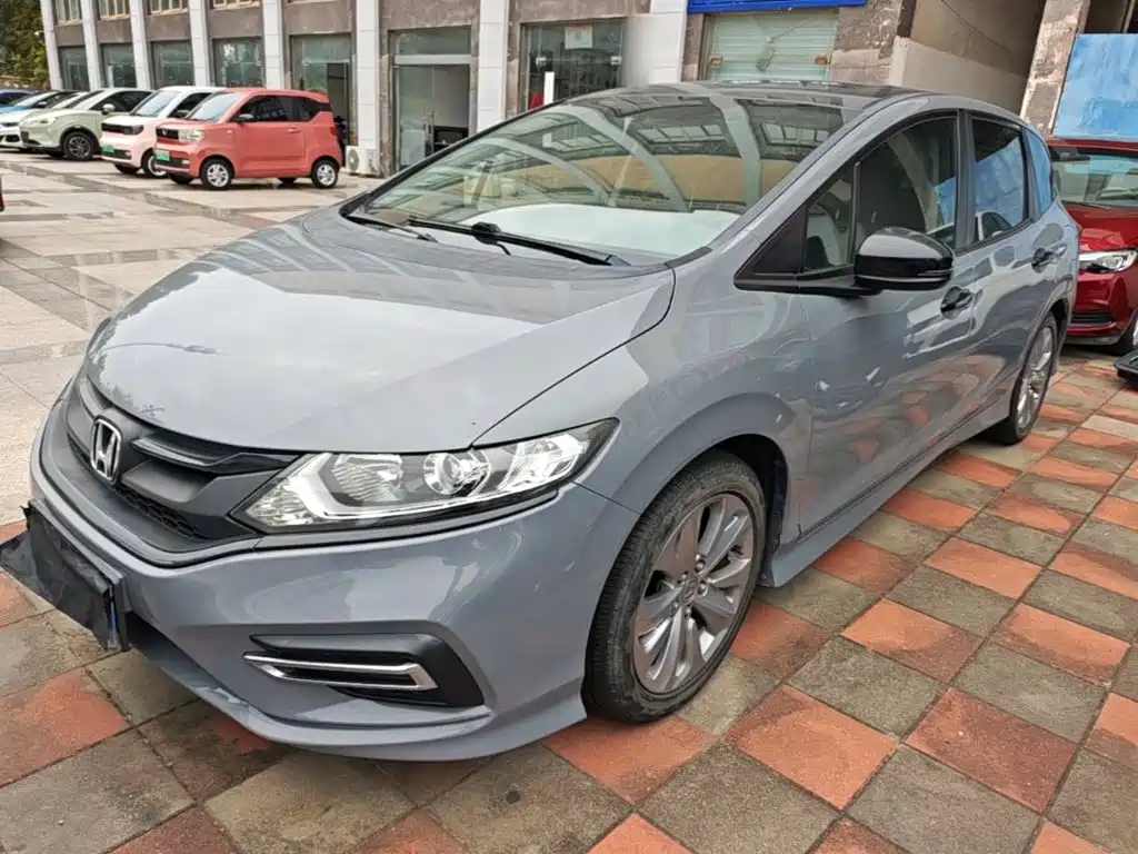 Honda Jade