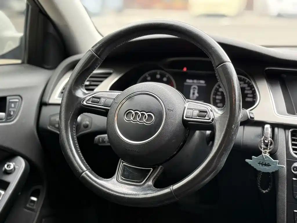 Audi A4L — миниатюра 6