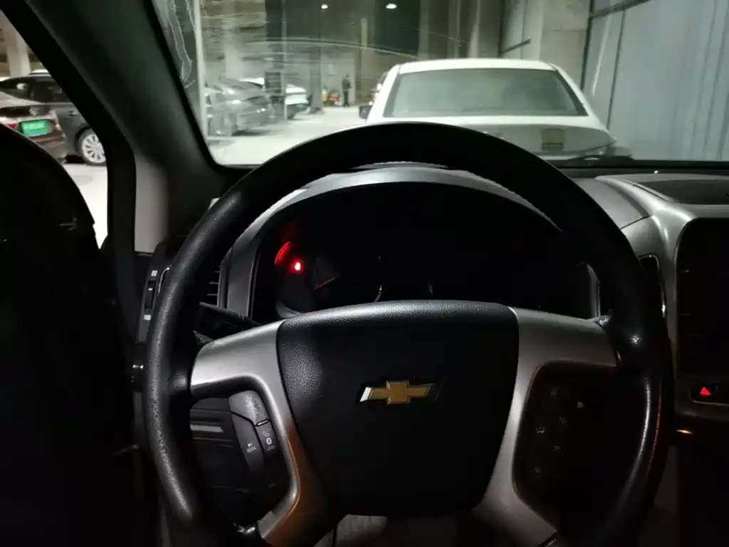 Chevrolet Captiva — миниатюра 14