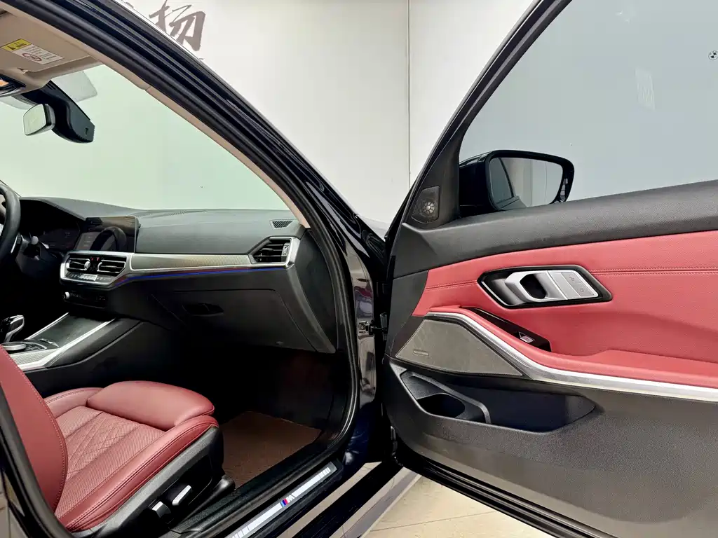 BMW 3 Series — миниатюра 14