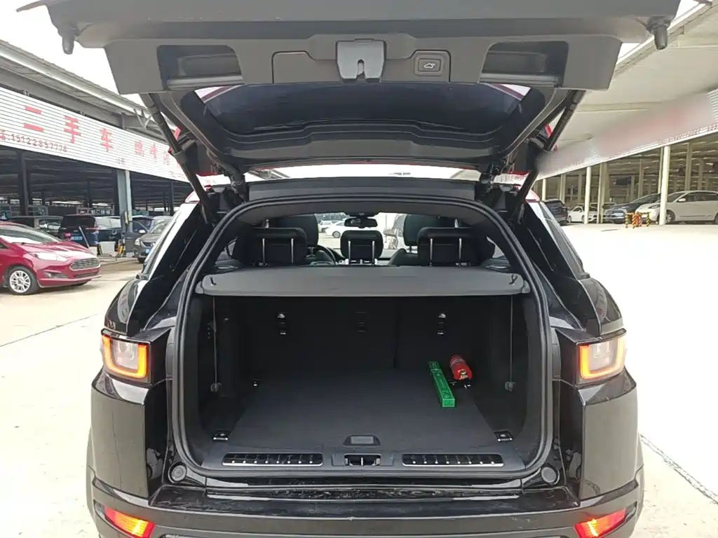Land Rover Evoque — миниатюра 19