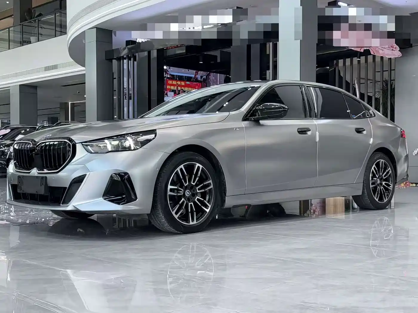宝马5系 2024款 530Li 领先型 M运动套装 2024