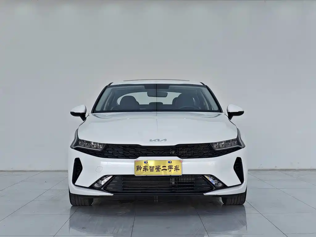 Kia K5 — миниатюра 2