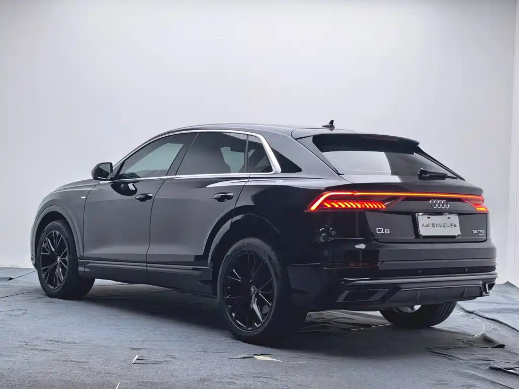 Audi Q8 — миниатюра 5