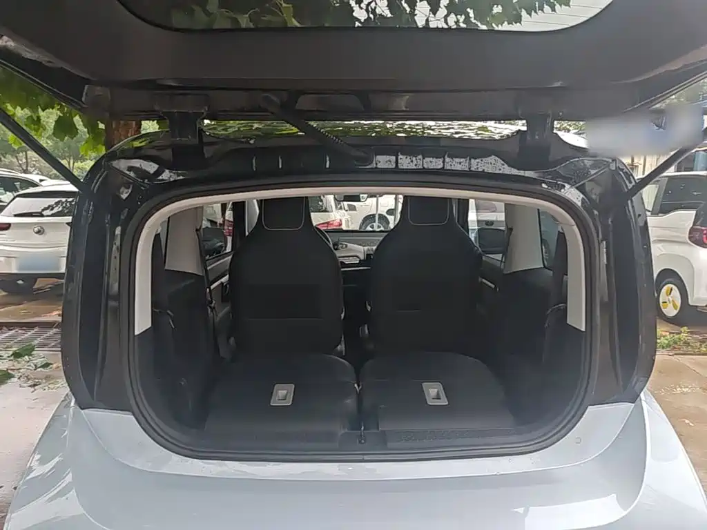 Baojun KiWi EV — миниатюра 19