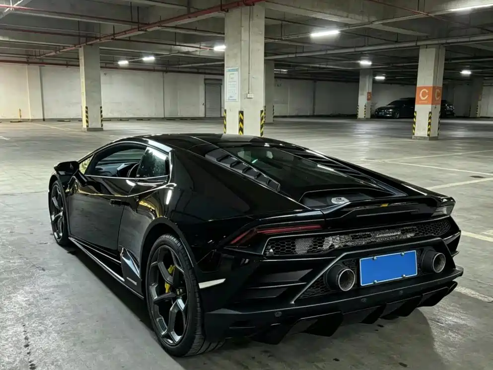 Lamborghini Huracán — миниатюра 2