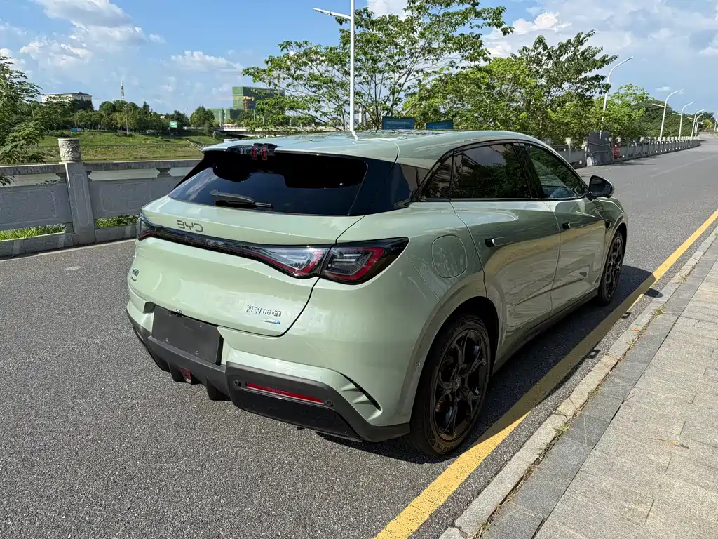 BYD Seal 06GT — миниатюра 6