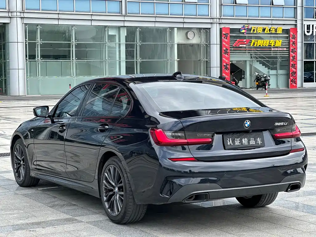 BMW 3 Series 3 2022 325Li M Sport