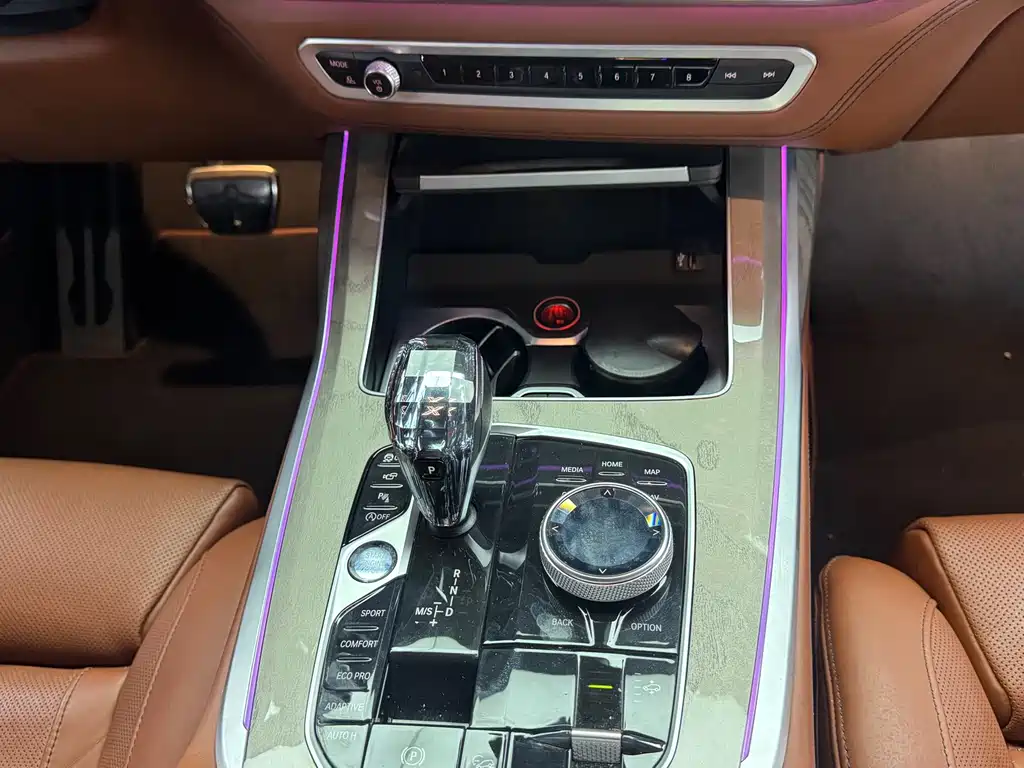 BMW X7 — миниатюра 13
