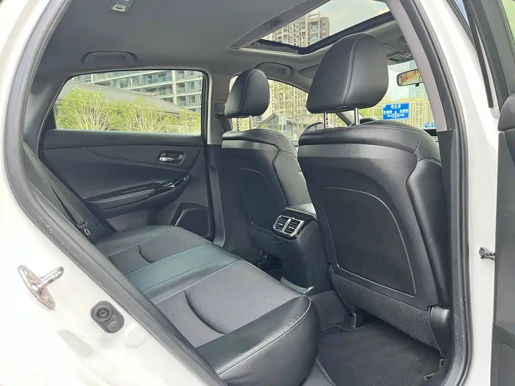 Honda Spirior — миниатюра 7