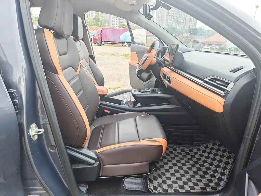 BYD e2 — миниатюра 11