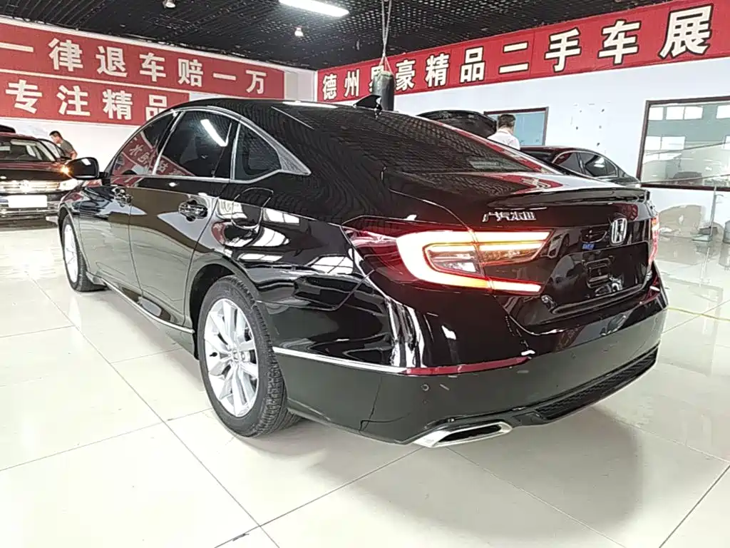 Honda Accord — миниатюра 5