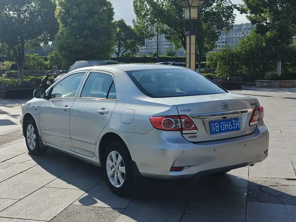 Toyota Corolla — миниатюра 6