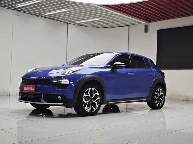 2019 Lynk & Co 02
