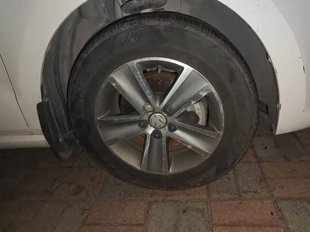 Volkswagen Polo — миниатюра 8