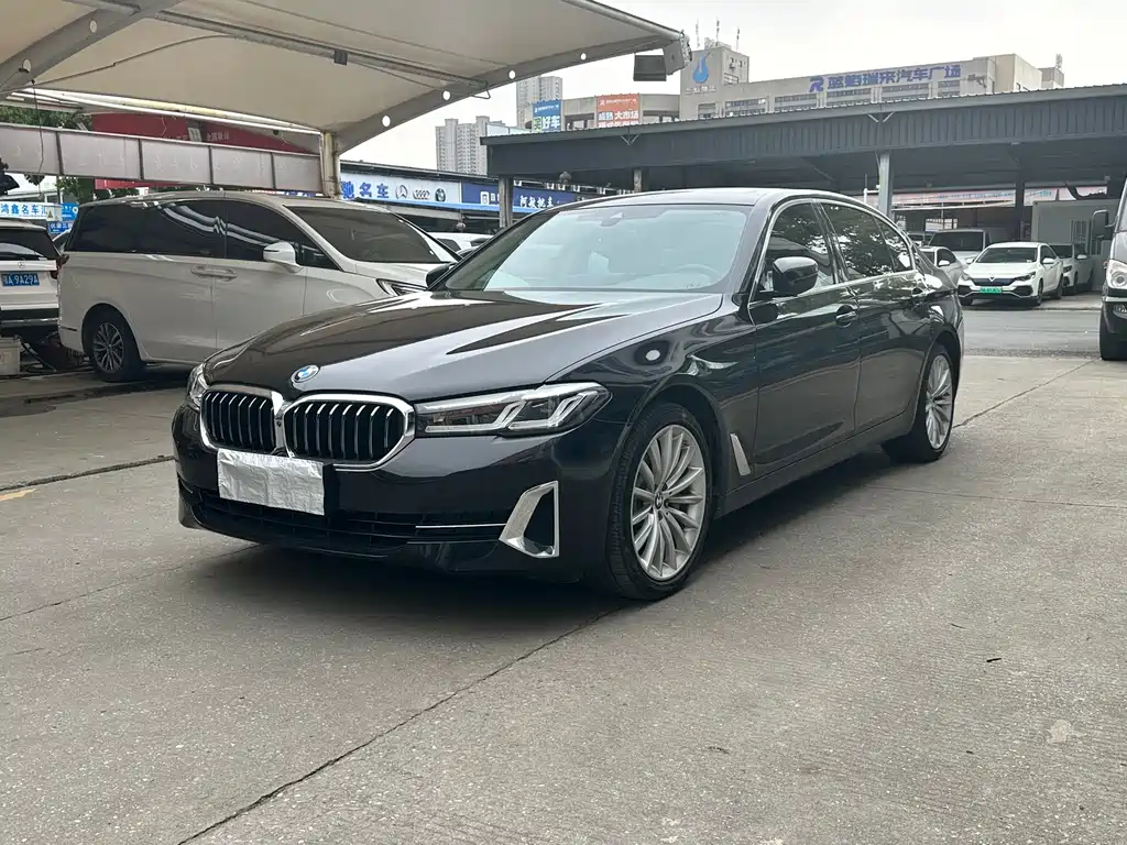 BMW 5 Series 2022