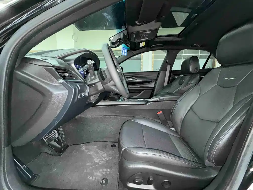 Cadillac CT4 — миниатюра 9
