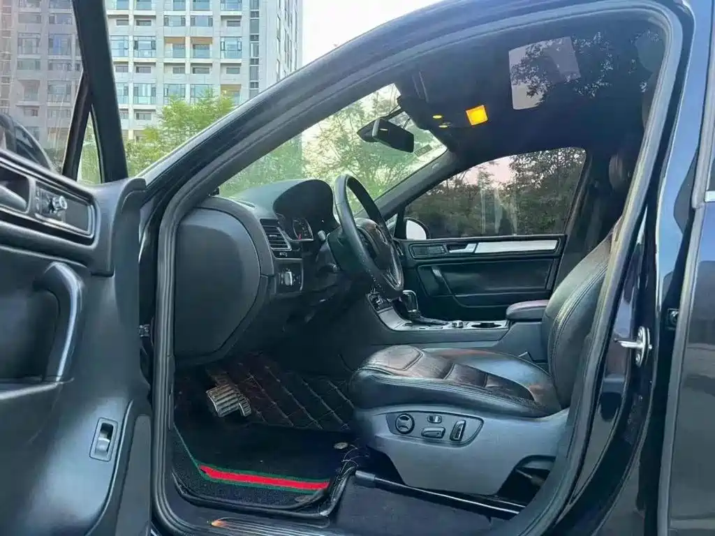 Volkswagen Touareg — миниатюра 5