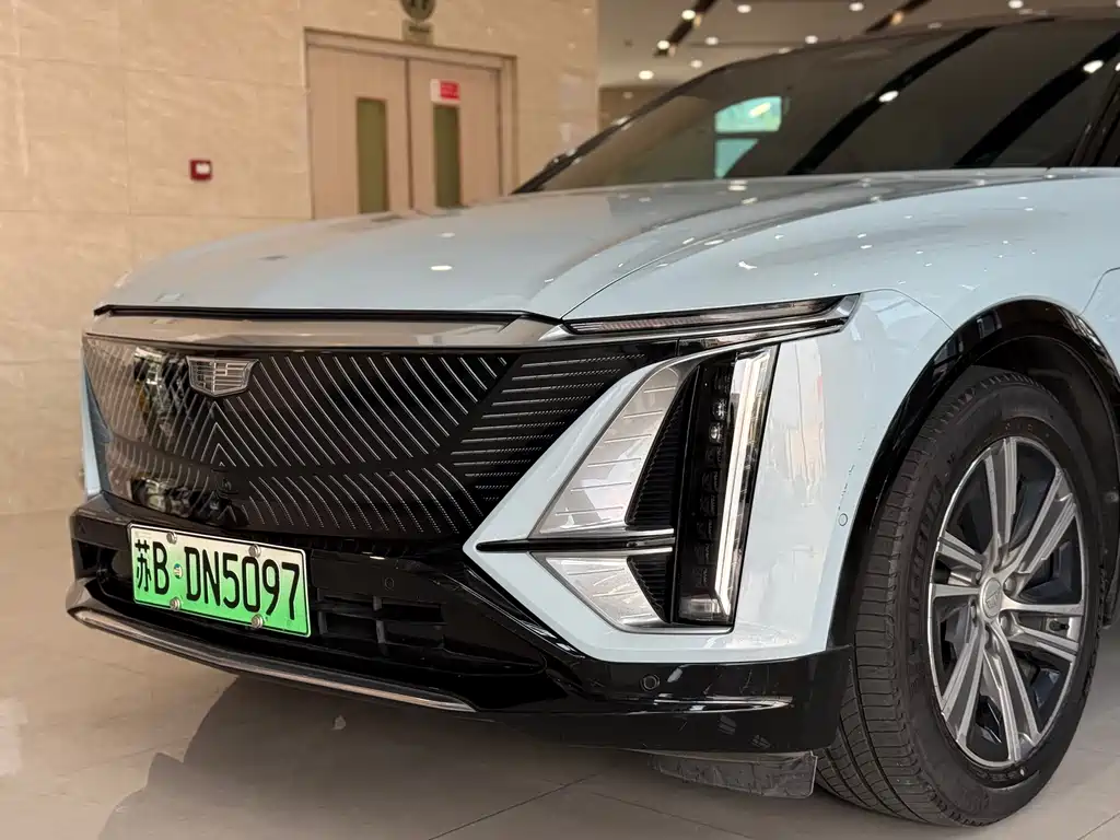 Cadillac Lyriq — миниатюра 4