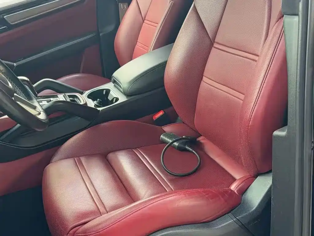 Porsche Cayenne — миниатюра 3