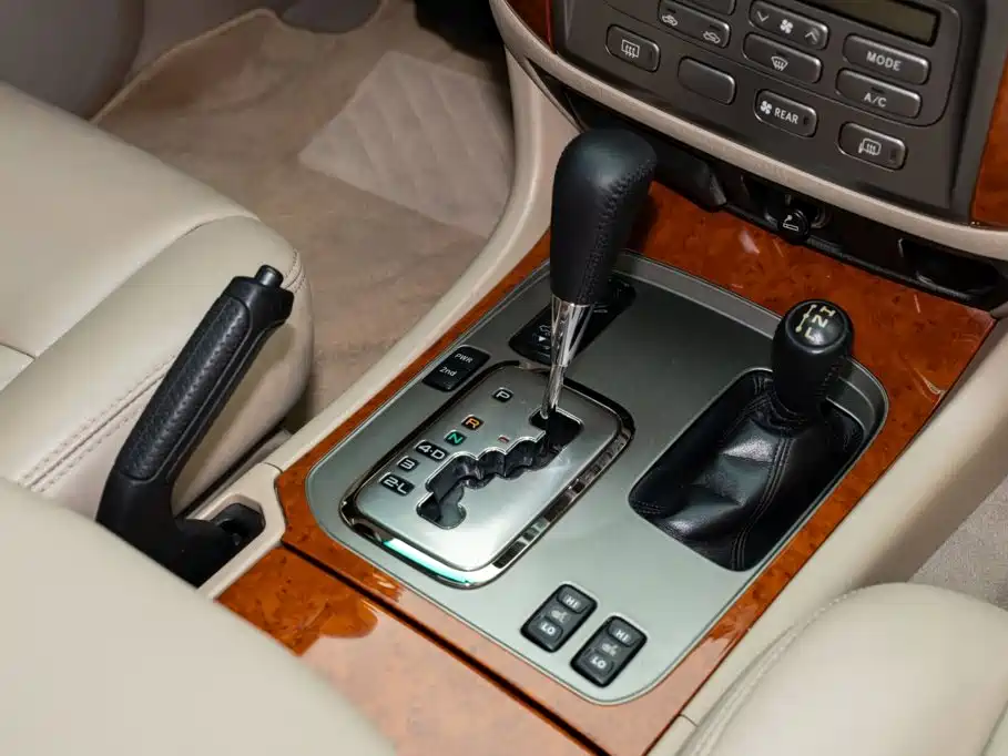 Toyota Land Cruiser — миниатюра 14