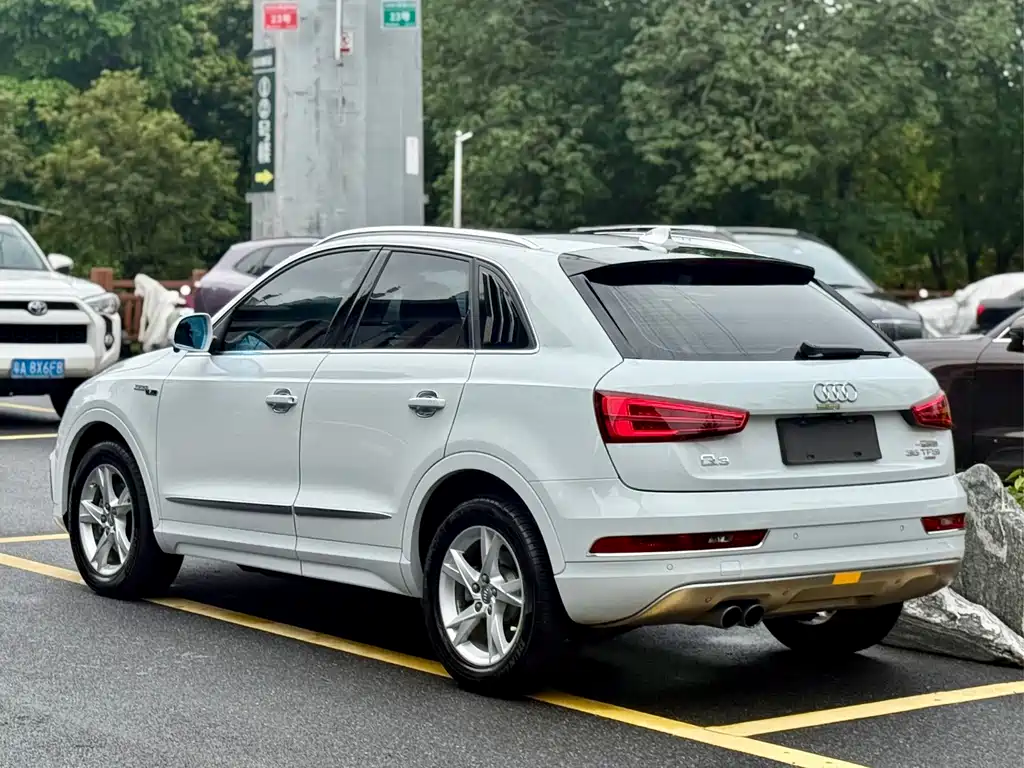 Audi Q3 — миниатюра 5