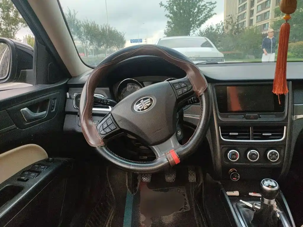 Bestune B30 — миниатюра 11