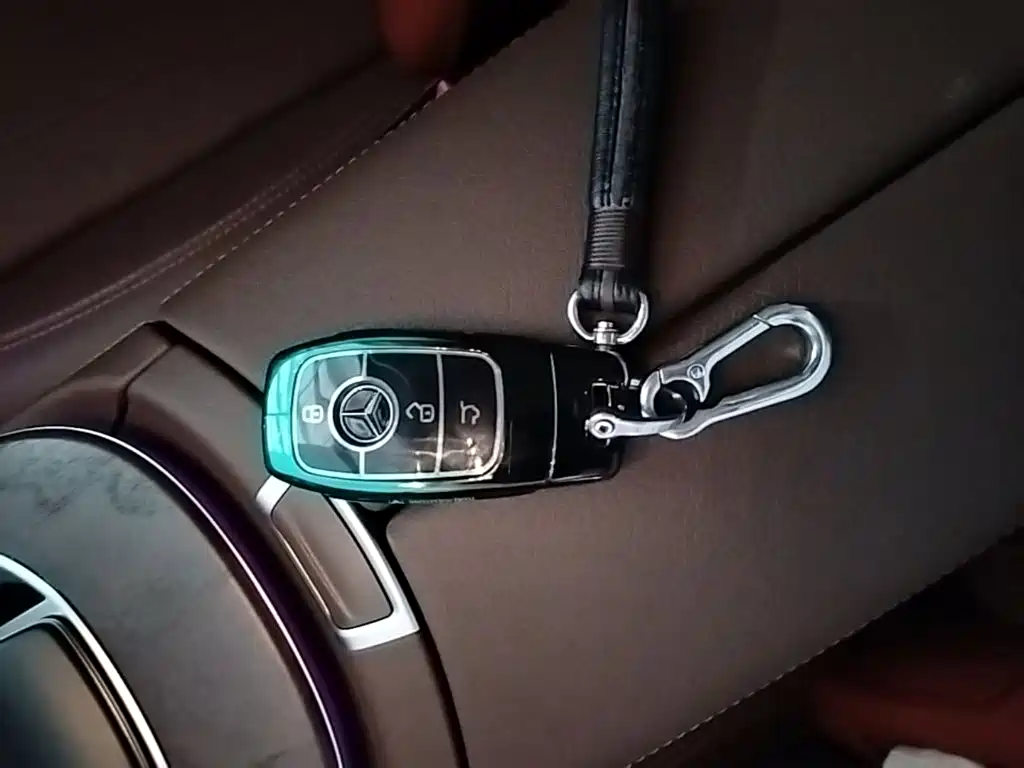 Mercedes-Benz E-Class New Energy — миниатюра 10
