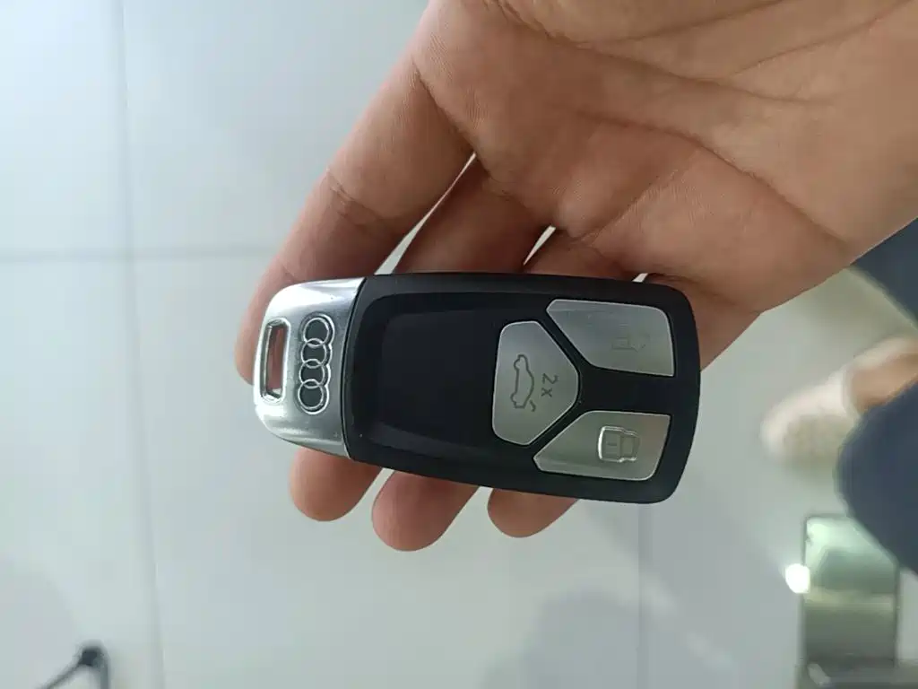 Audi A4L — миниатюра 9