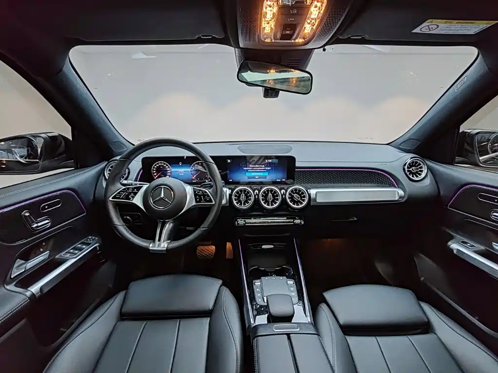 Mercedes-Benz GLB — миниатюра 9