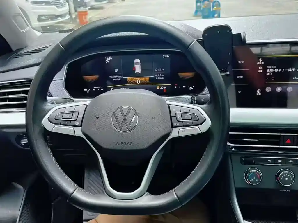 Volkswagen Lavida — миниатюра 6