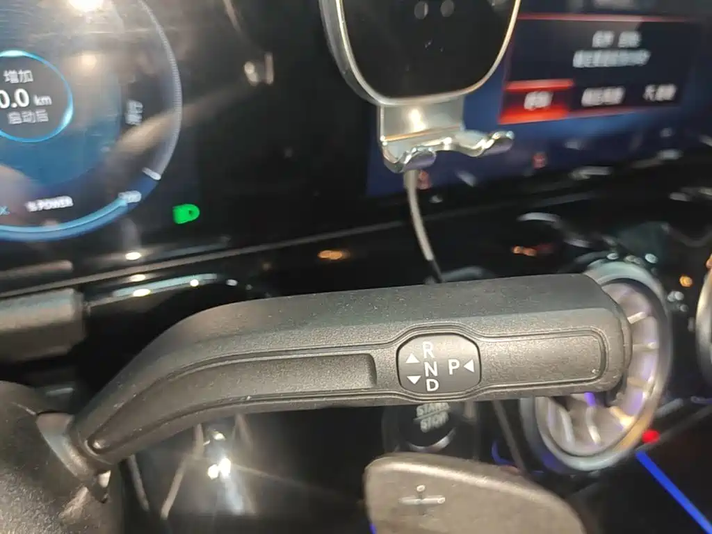 Mercedes-Benz EQA — миниатюра 14
