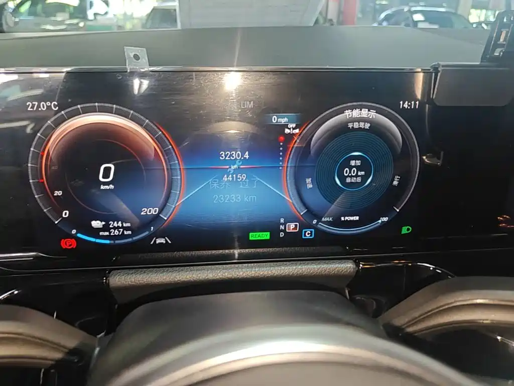 Mercedes-Benz EQA — миниатюра 12