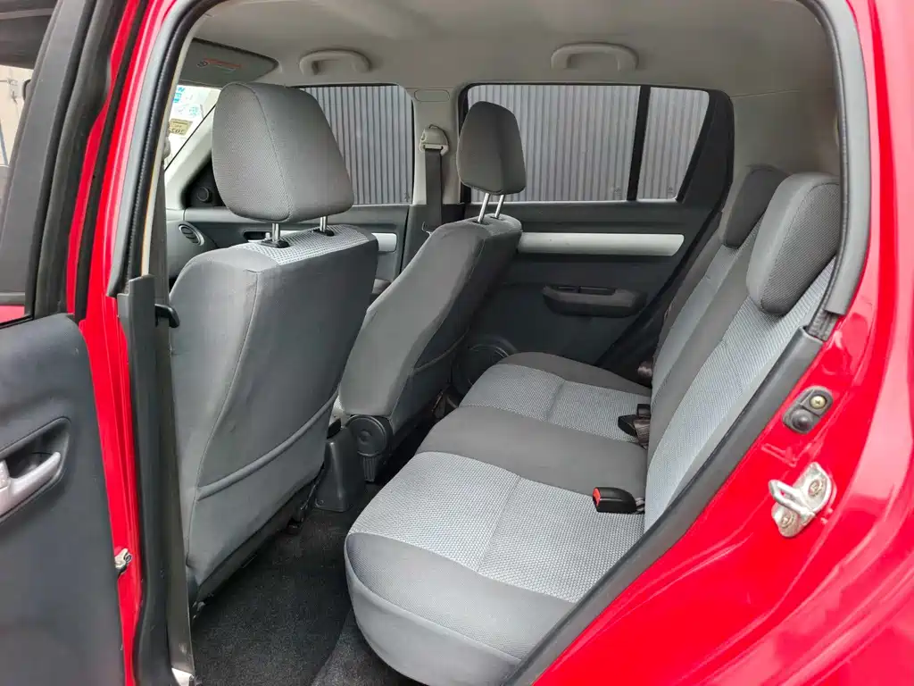 Suzuki Swift — миниатюра 7