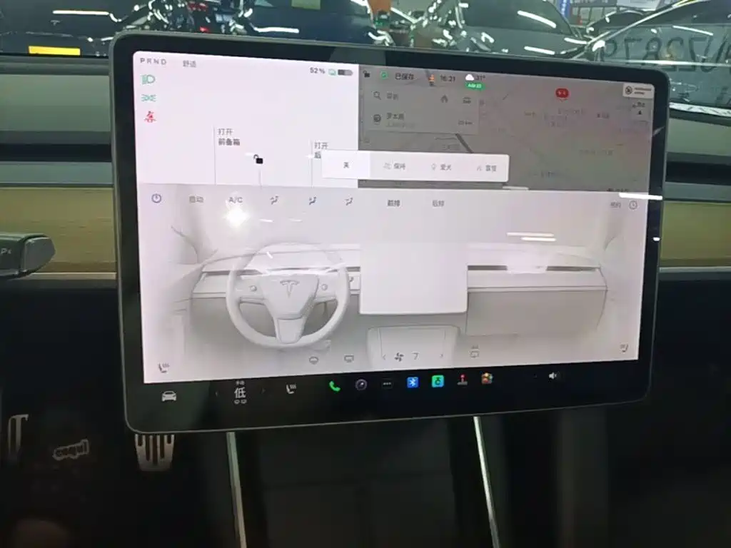 Tesla Model 3 — миниатюра 13
