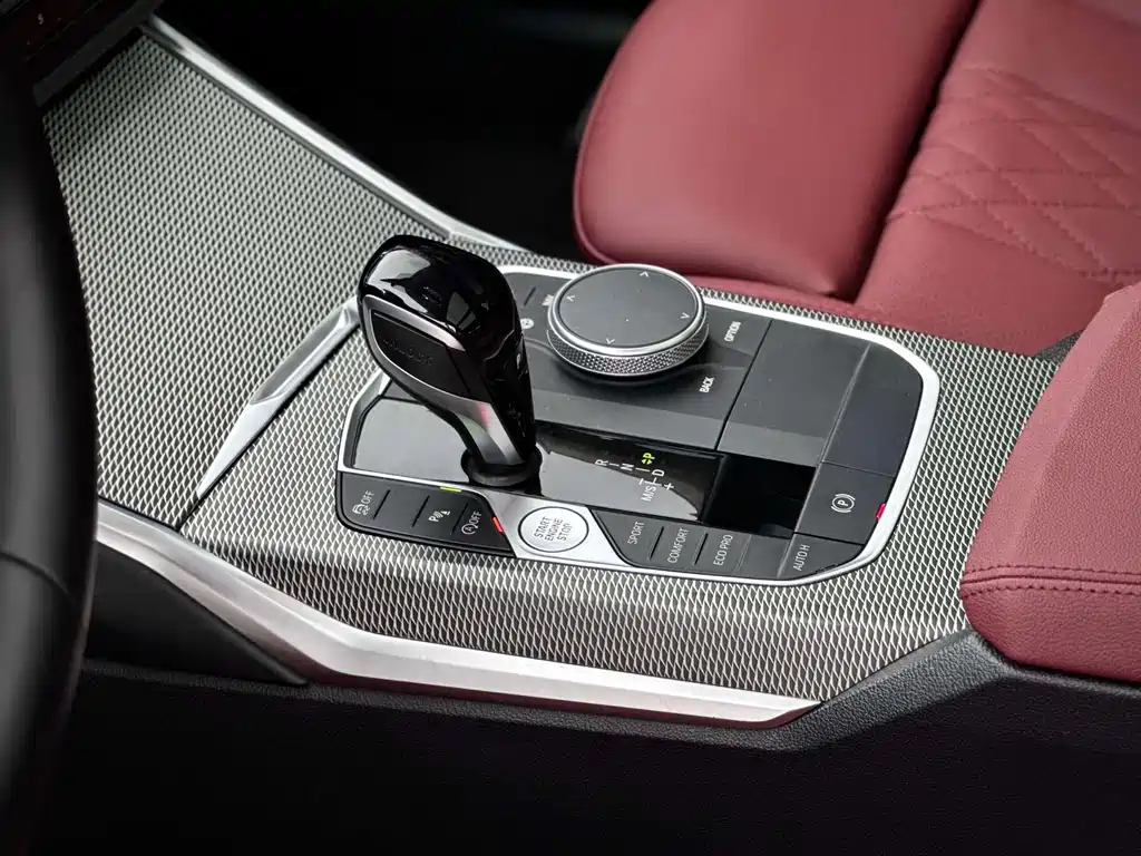 BMW 3 Series — миниатюра 8
