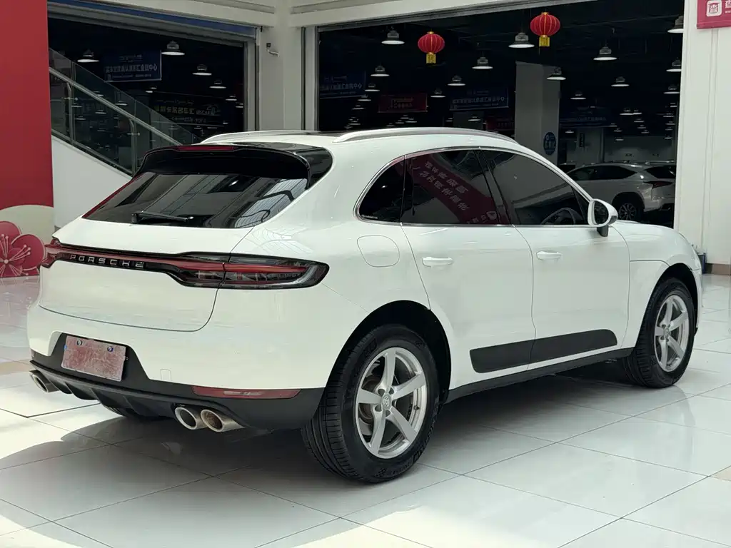 Porsche Macan — миниатюра 20