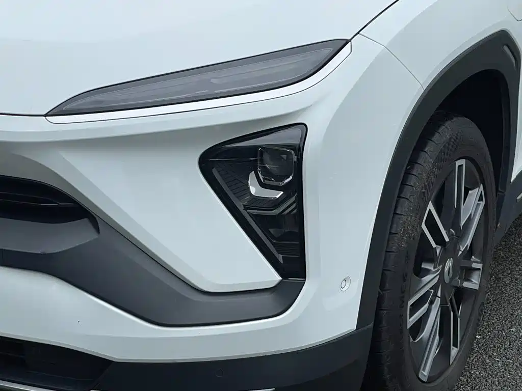 NIO ES6 — миниатюра 4