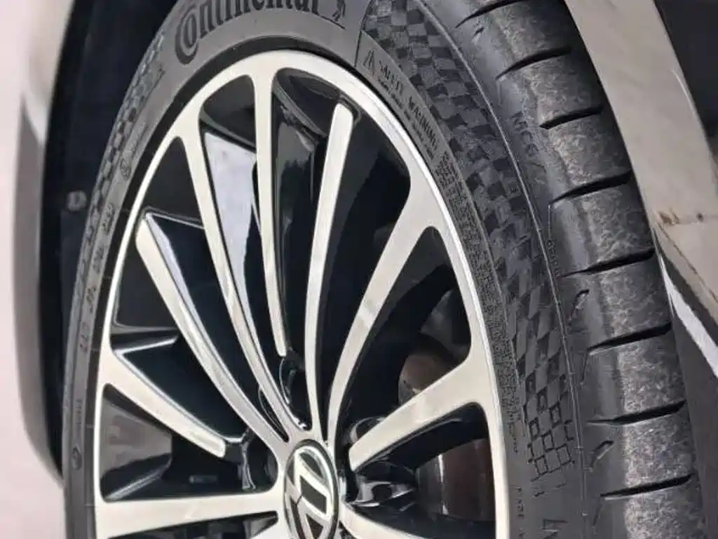 Volkswagen Passat — миниатюра 5