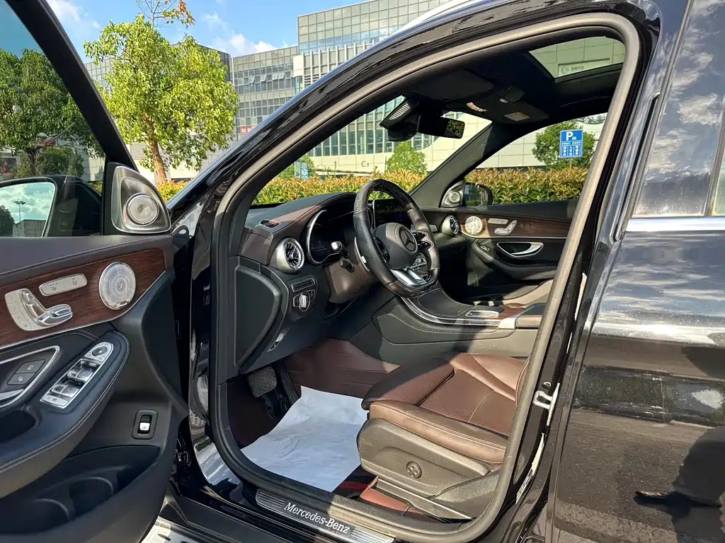Mercedes-Benz GLC — миниатюра 5