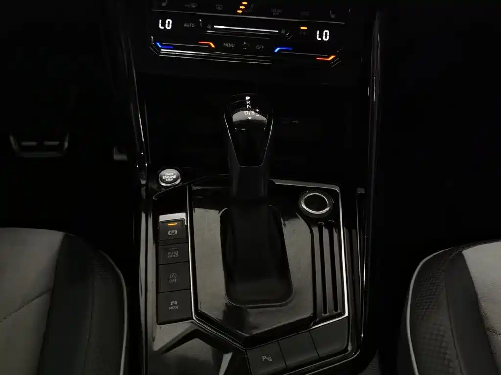 Volkswagen X — миниатюра 13