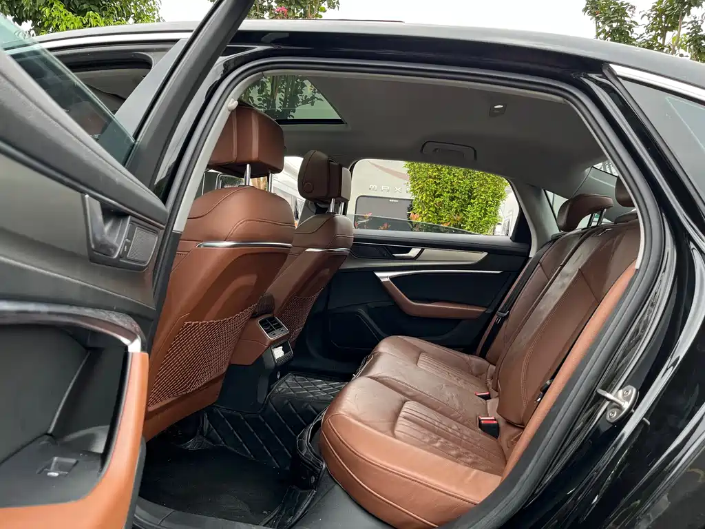 Audi A6L — миниатюра 13