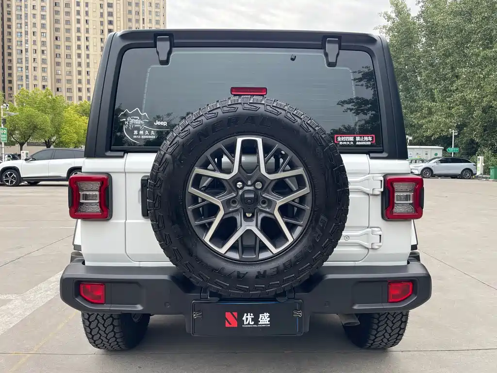 Jeep Wrangler — миниатюра 7